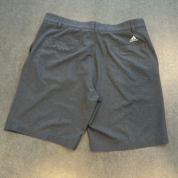 MEN’S ADIDAS GOLF Ultimate365 Herringbone Woven Shorts Size 34 - Picture 4 of 9